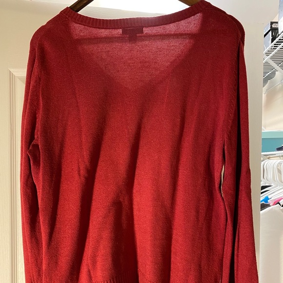 EUC Merona Red/White Argyle V-neck Sweater size L - Picture 2 of 5